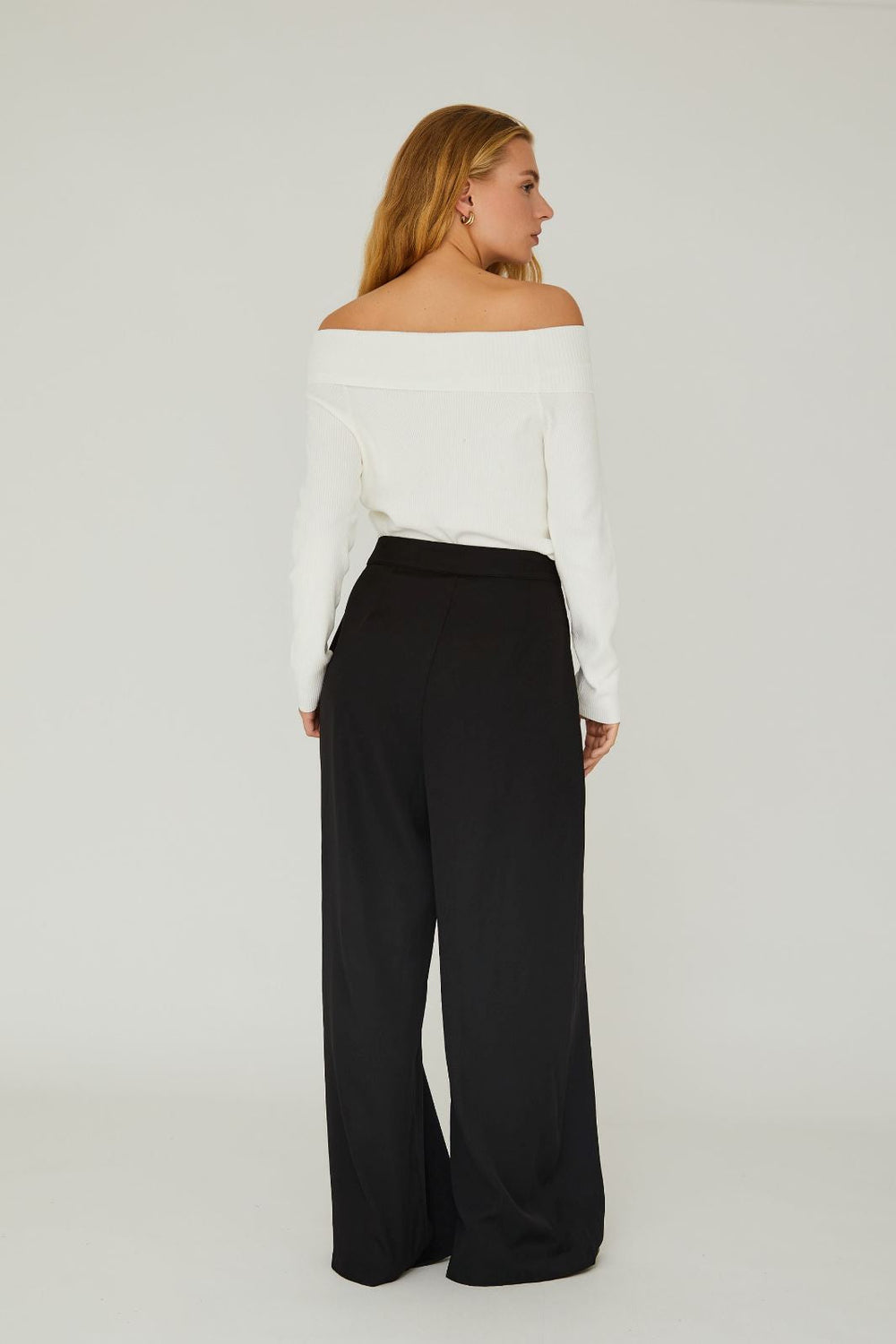 A-View - Rib Offshoulder Blouse - 005 Off White Bluser