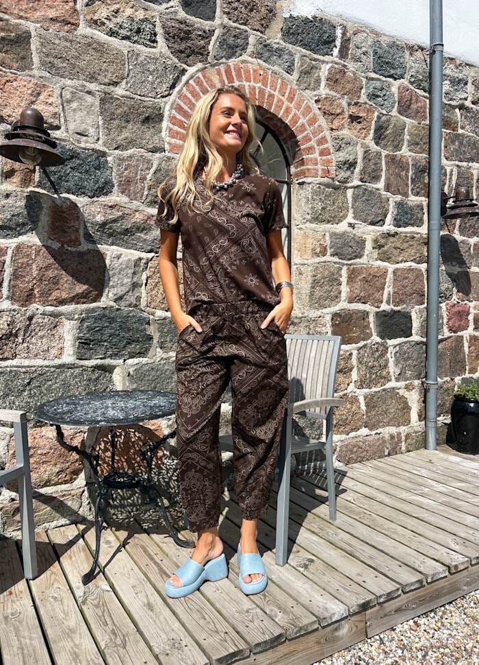 Black Colour - Bcabbie Barrel Pant 40977 - Coffee Paisley Bukser