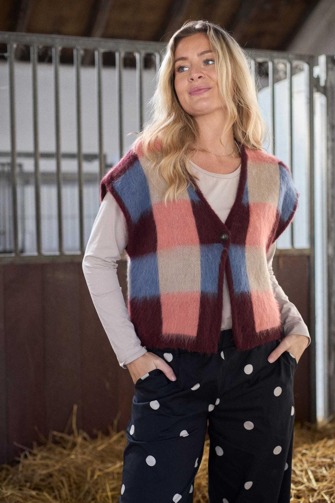 Black Colour - Bcchess Knit Vest 1213 - Berry Mix Strikbluser