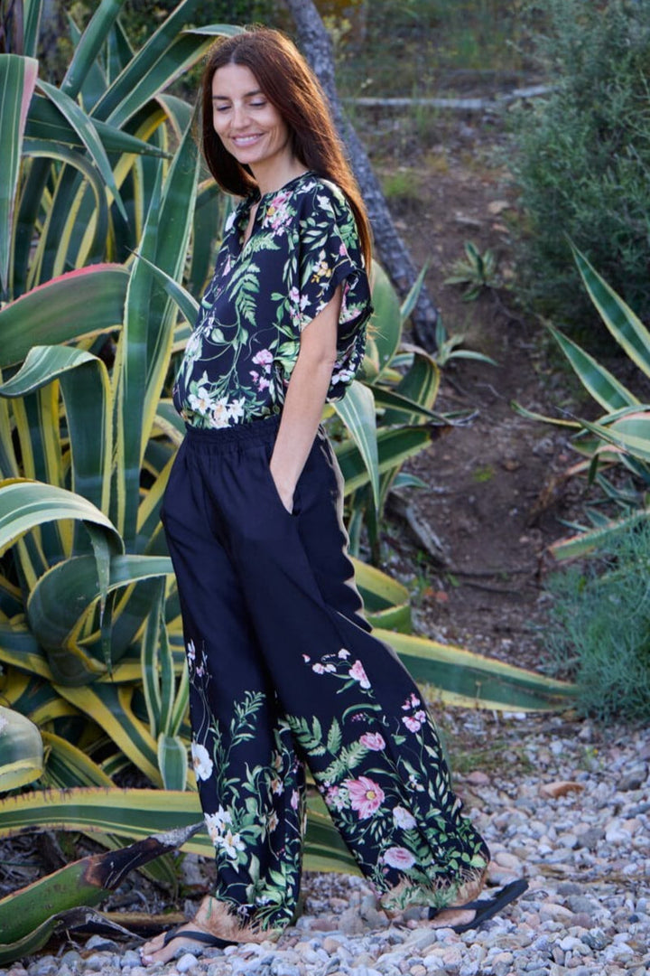 Black Colour - Bczennia Pant 40915 - Black Flower