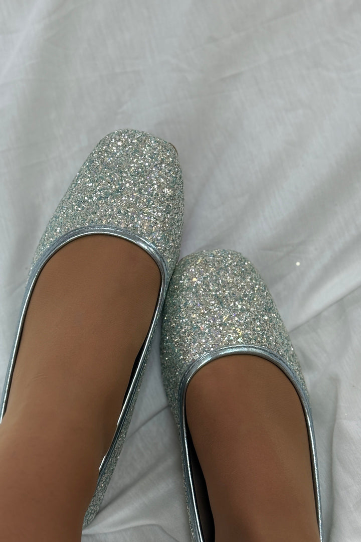 Bloom - Michelle Ballerinaer - Blue Ballerinaer