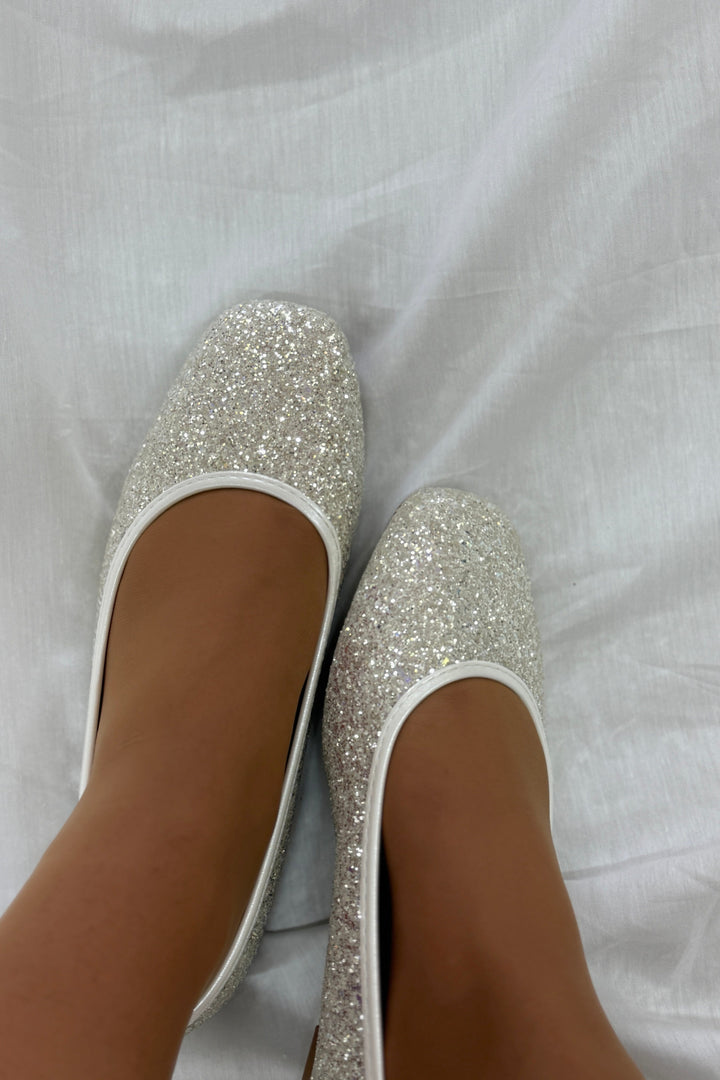 Bloom - Michelle Ballerinaer - Golden Ballerinaer