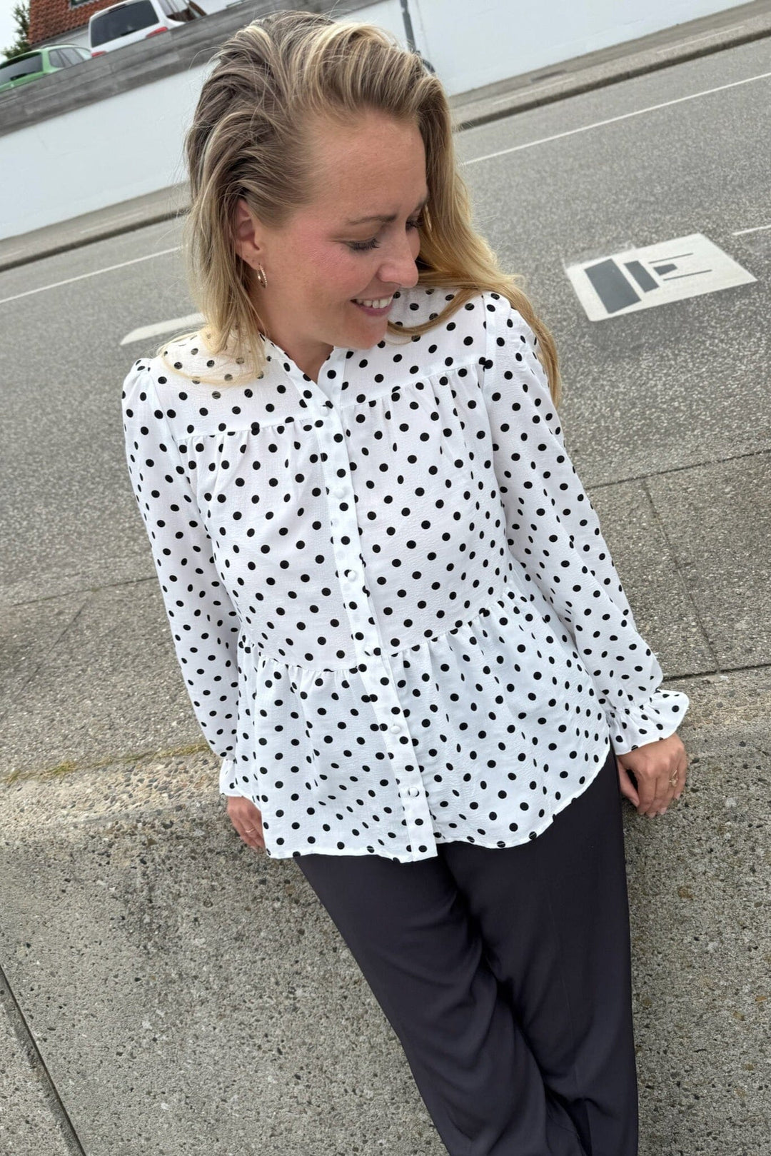 Dear Molly - Dot Blouse 127510B - White W.black Dots Bluser