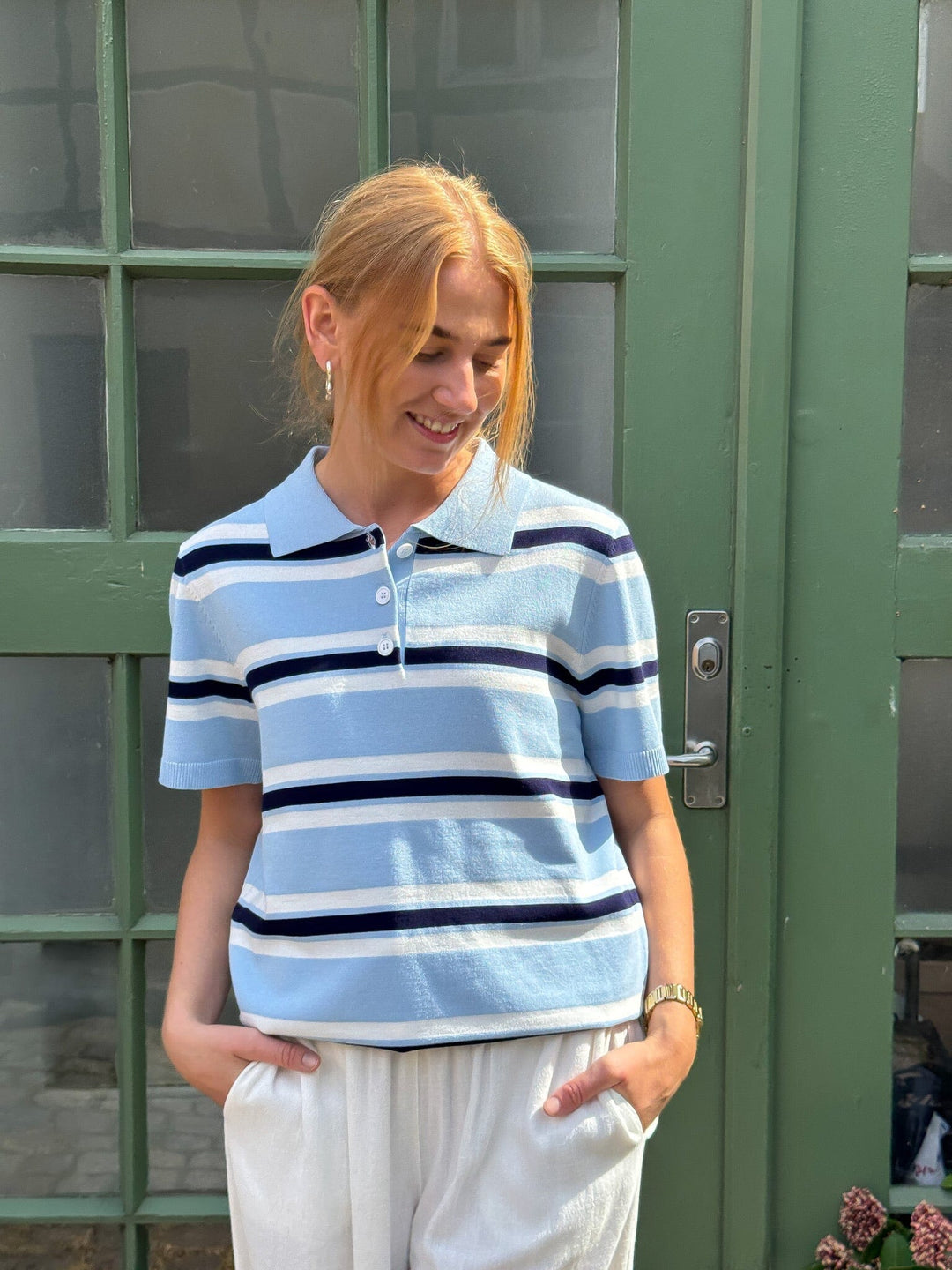 Forudbestilling - A-VIEW - Polo Stripe Knit Blouse AV5060 - 100 - Light Blue/White Stripe Bluser