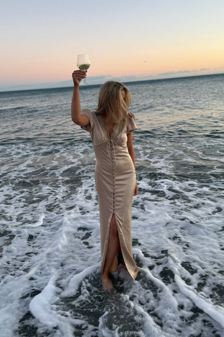 Forudbestilling - BYIC - Agneteic Long Dress A23810 - Light Brown Kjoler