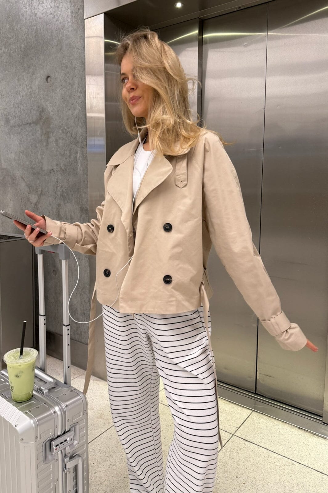 Forudbestilling - BYIC - Almaic Trenchcoat A2319 - Sand Jakker