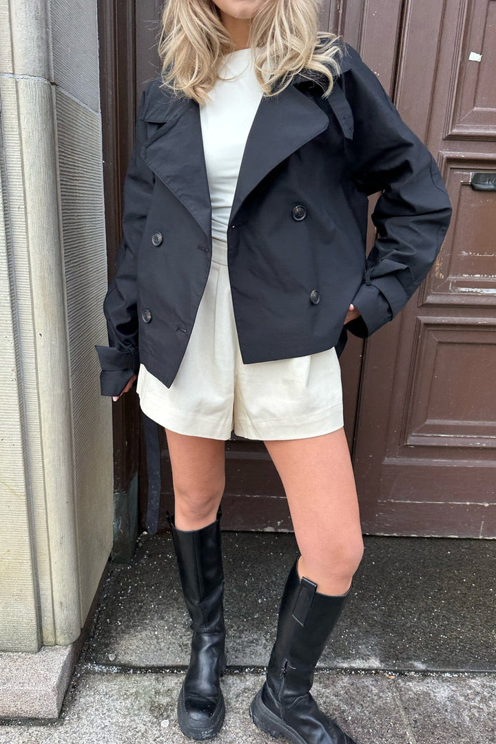 Forudbestilling - BYIC - Almaic Trenchcoat - black Black Jakker