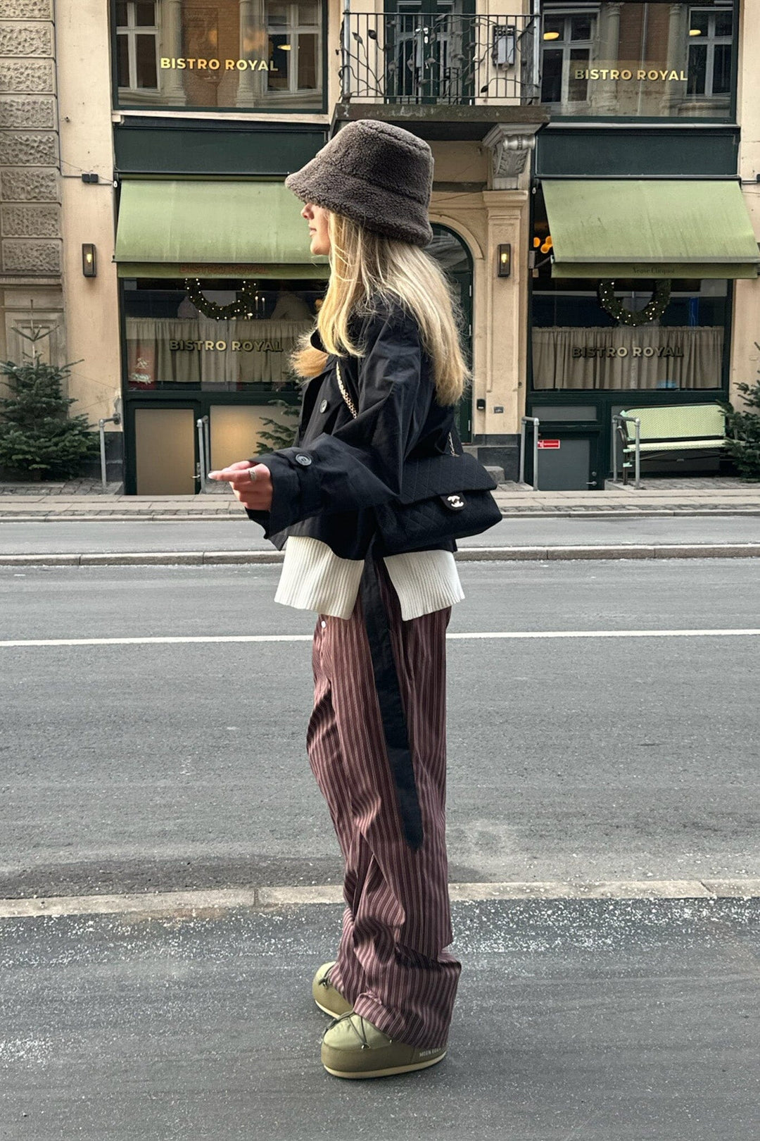 Forudbestilling - BYIC - Almaic Trenchcoat - black Black Jakker