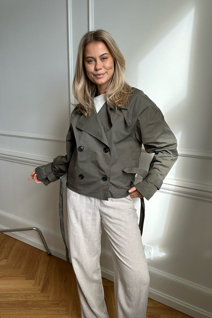 Forudbestilling - BYIC - Almaic Trenchcoat - green Green Jakker