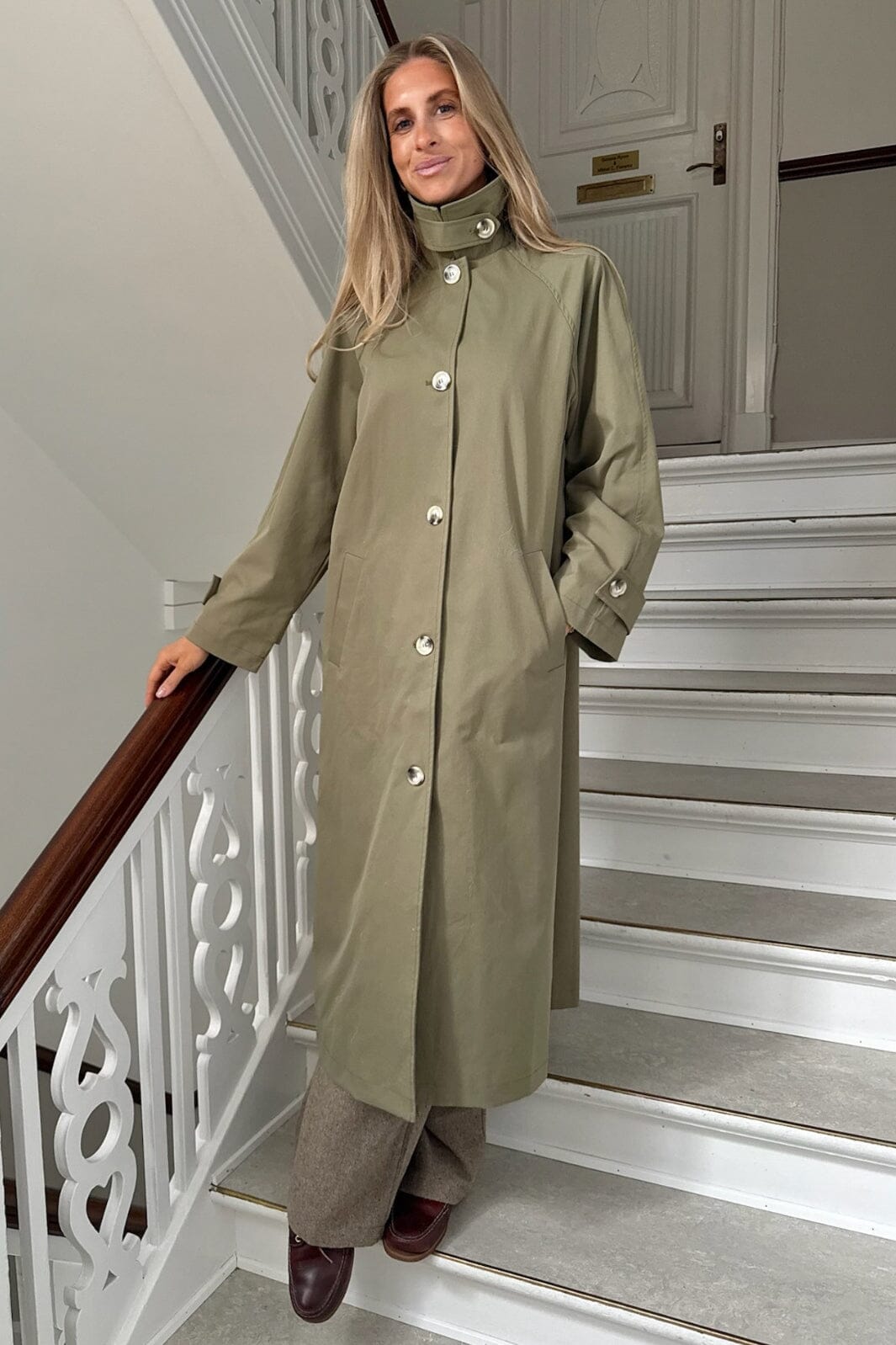 Forudbestilling - BYIC - Avaic Trenchcoat A23791 - Dark Khaki Jakker