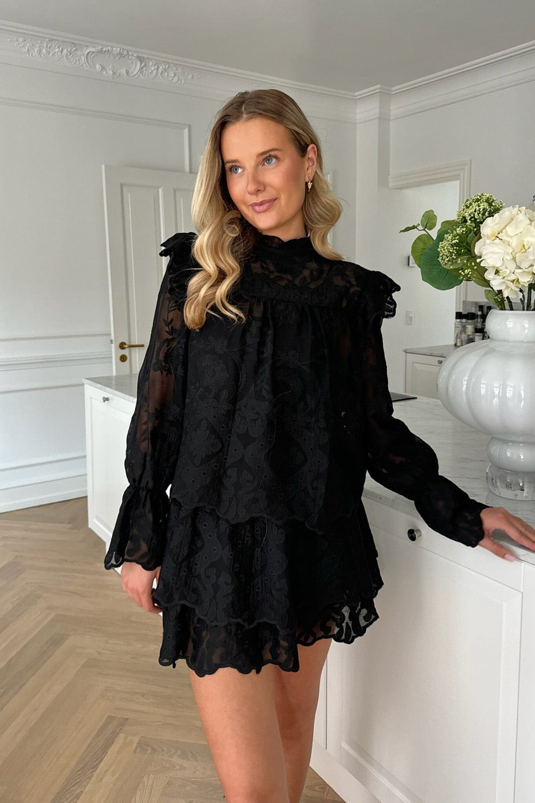 Forudbestilling - BYIC - Ellinoric Lace Shirt - vb Vintage Black Bluser