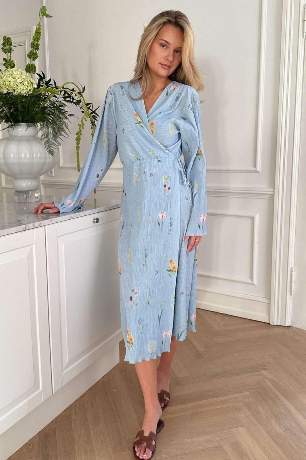 BYIC - Ofeliaic Long Wrap Dress A23640 - Blue Flower Print