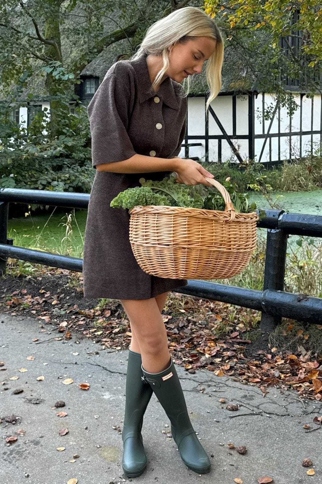 Forudbestilling - BYIC - Oliviaic Knit Dress H105-1 - Dbrown Dark Brown Kjoler