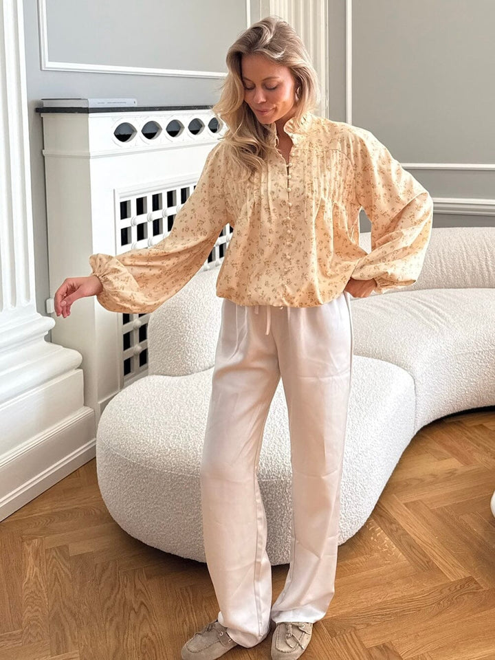 Forudbestilling - BYIC x Molly&My - Ingeborgic Shirt A23929 - Yellow Flower Print Skjorter