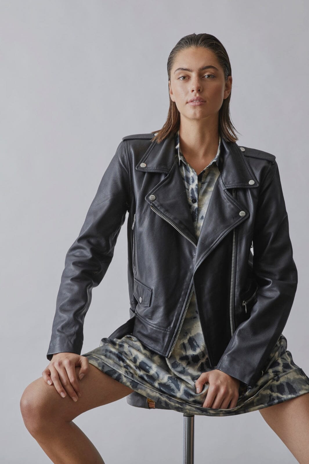 Forudbestilling - Love & Divine - Love1030 - 000 Black Jakker