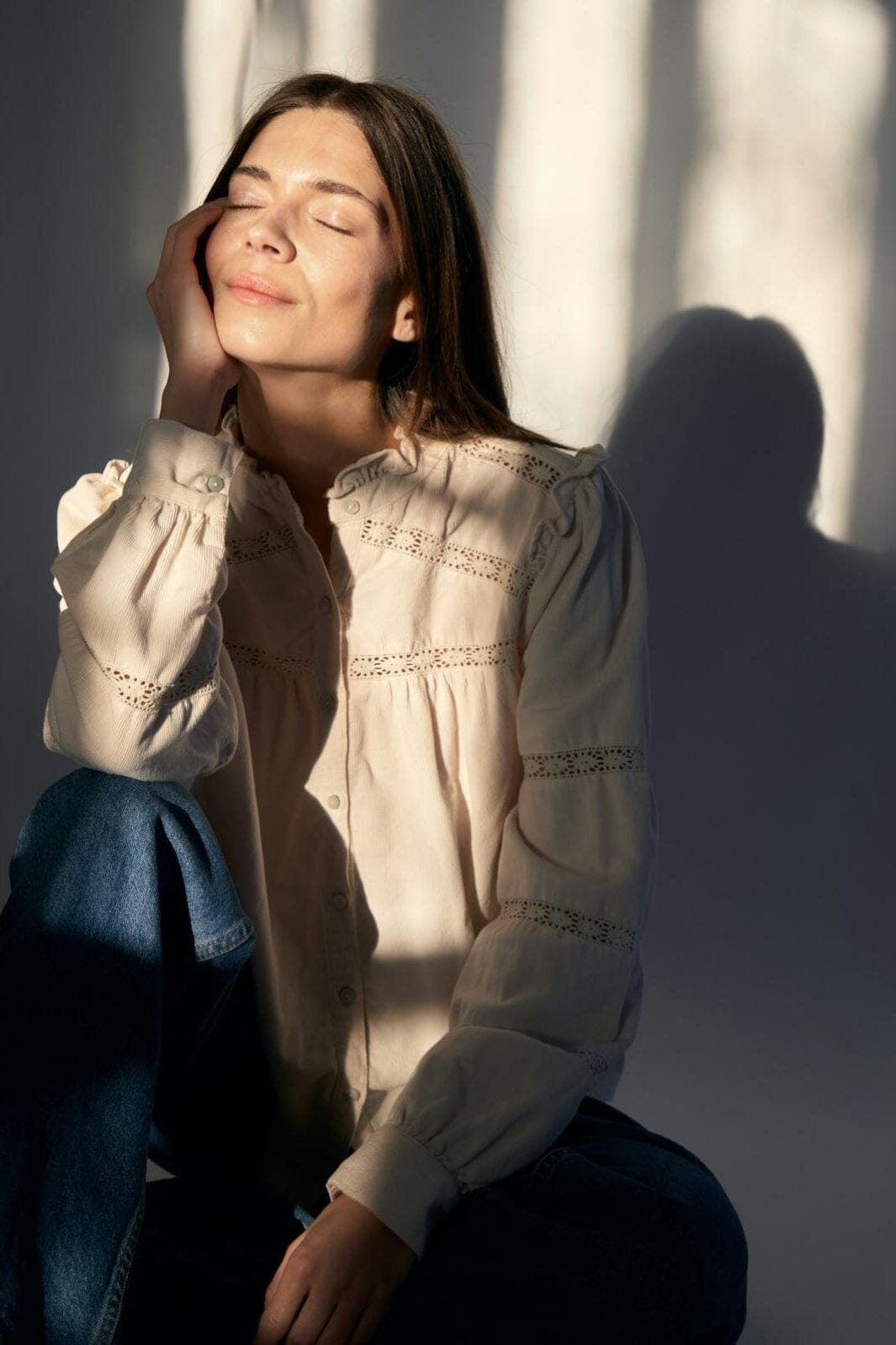 Forudbestilling - Neo Noir - Lyla S Voile Blouse 164774 - 991 - Toffee Bluser