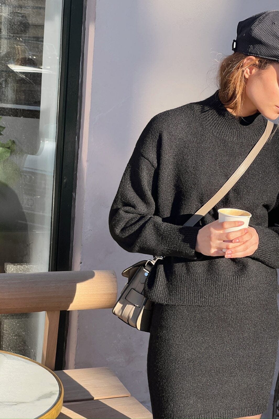 Forudbestilling - Neo Noir - Paulina Knit Blouse - Black Strikbluser