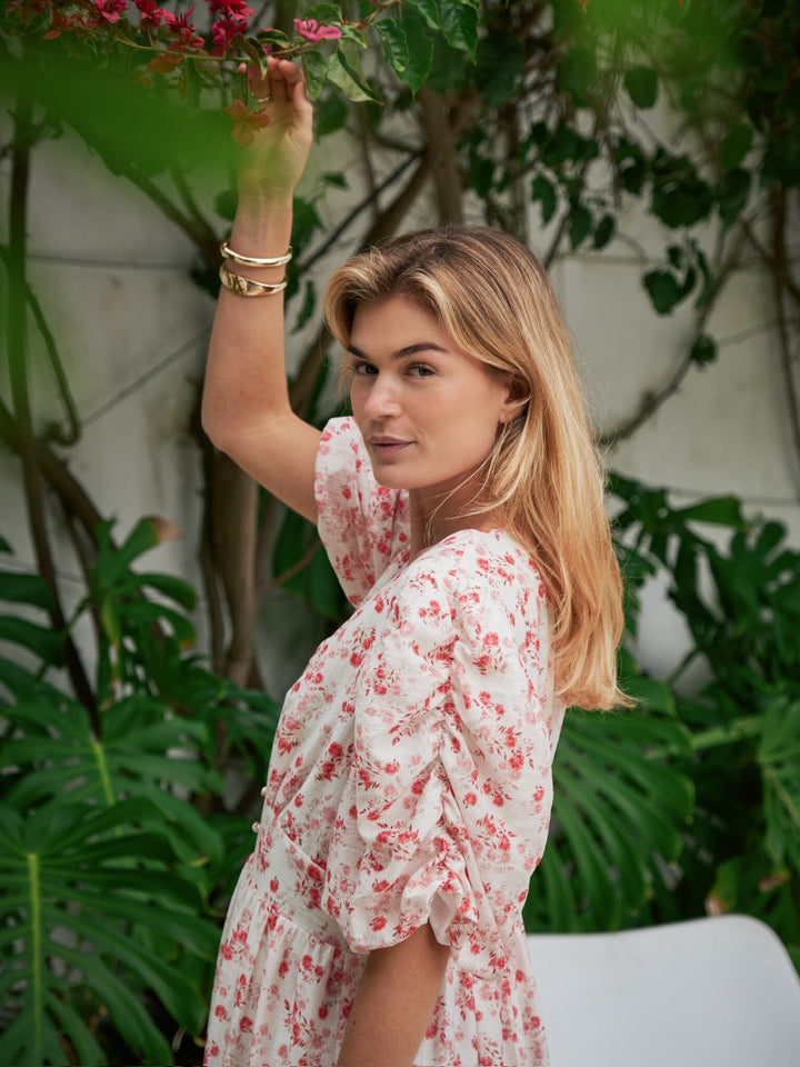 Forudbestilling - Neo Noir - Rilana Pretty Flower Dress 162997 - 160 - Red Kjoler