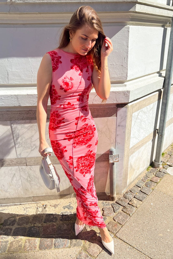 Forudbestilling - Noella - Sutton Dress - Rose Print Kjoler