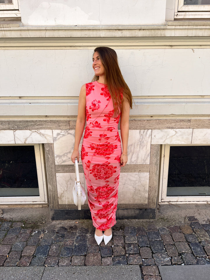 Forudbestilling - Noella - Sutton Dress - Rose Print Kjoler