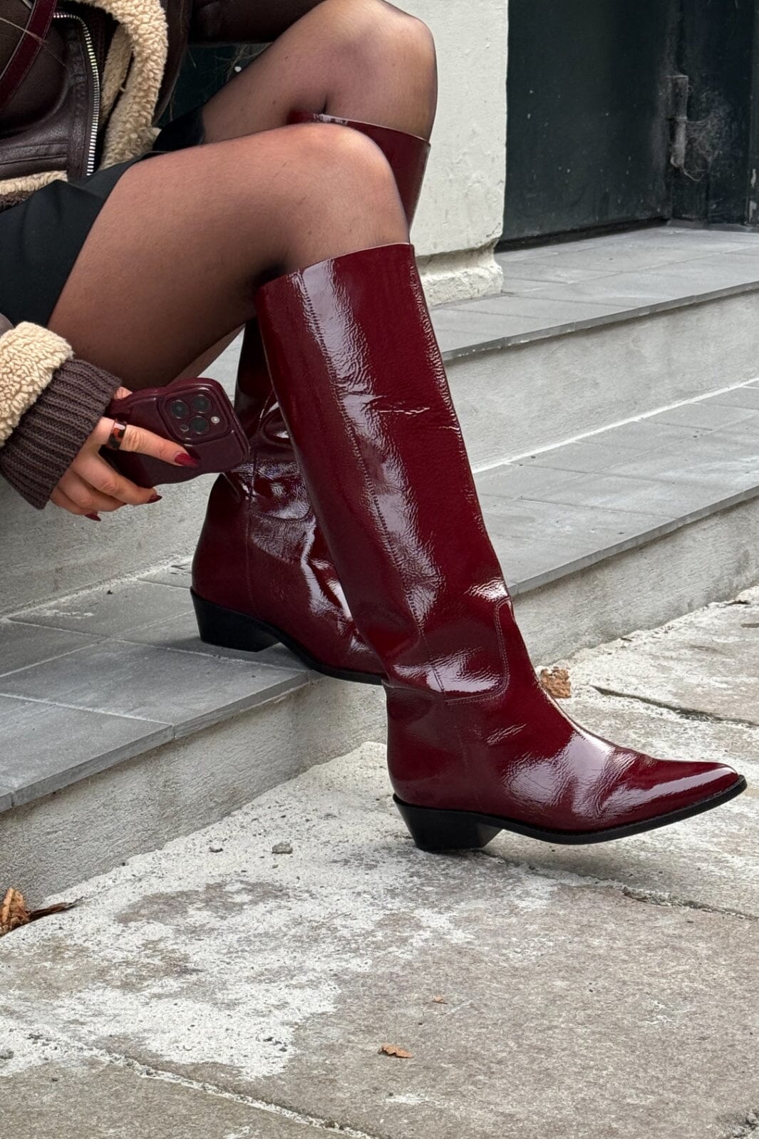 Forudbestilling - Phenumb Copenhagen - Confidence P Leather Patent PB-1311-P - Bordo Støvler