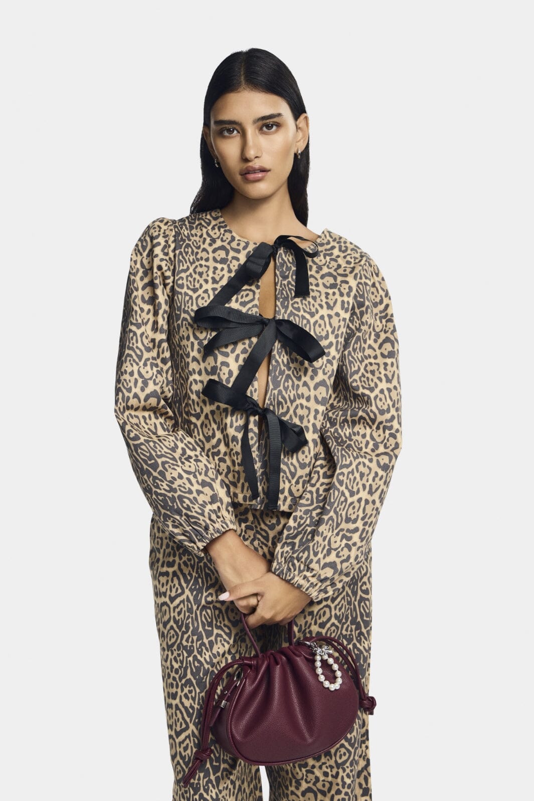 Forudbestilling - Pieces - Pcfia Ls Denim Revisible Tie Top Fsy - 4747678 Black Leo Bluser