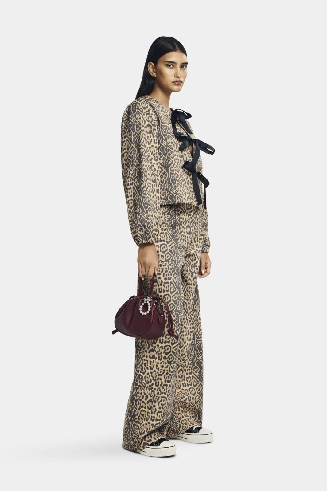 Forudbestilling - Pieces - Pcfia Ls Denim Revisible Tie Top Fsy - 4747678 Black Leo Bluser