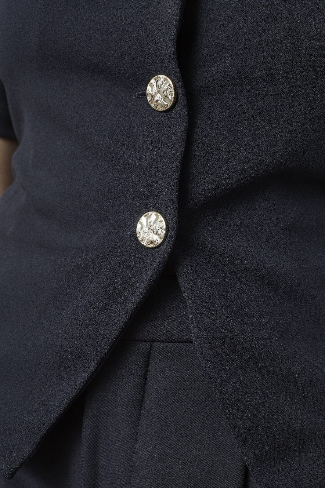 Sisters Point - Gova-Top 19073 - 000 - Black