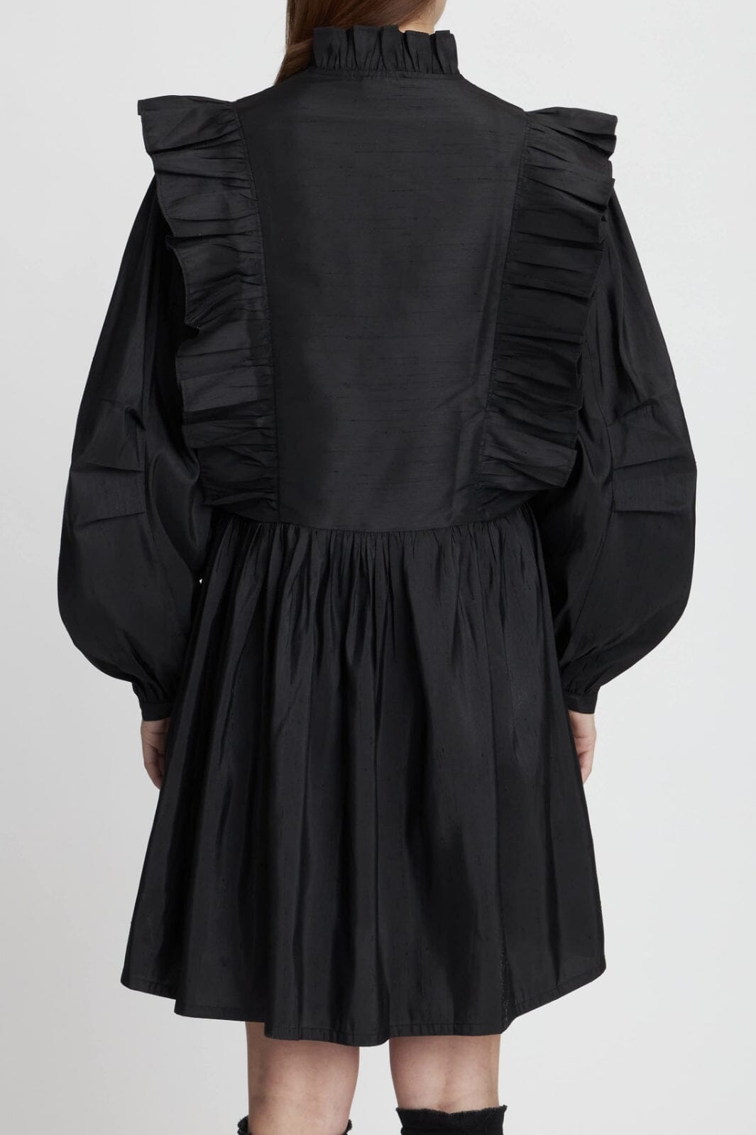 Forudbestilling - Stella Nova - Short Dress With Frills - 999 Black Kjoler