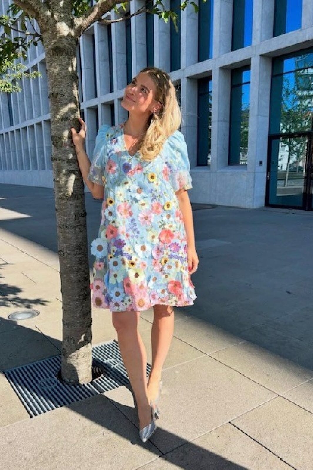 Forudbestilling - Y.A.S - Yasflowering Ss Dress New - 4782612 Halogen Blue Flowers Kjoler