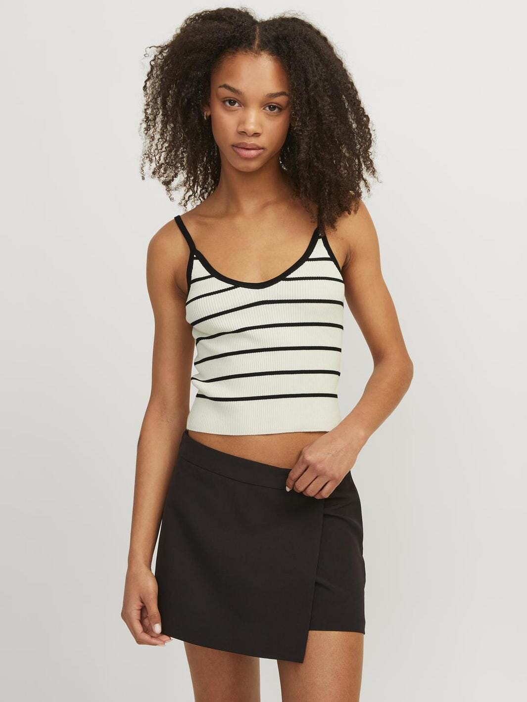 Jjxx - Jxesther Tight Short Top Knit - 4509415 Vanilla Ice /Black