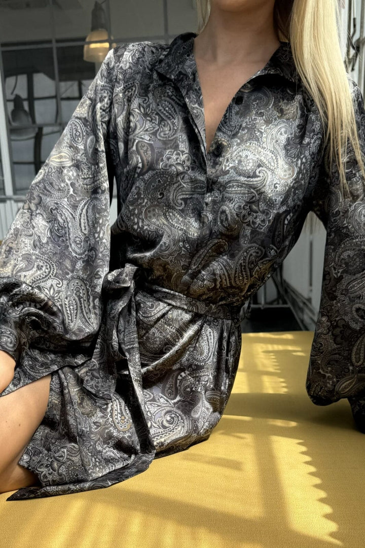 Karmamia - Noelle Dress (Short) - Gaia Paisley Kjoler