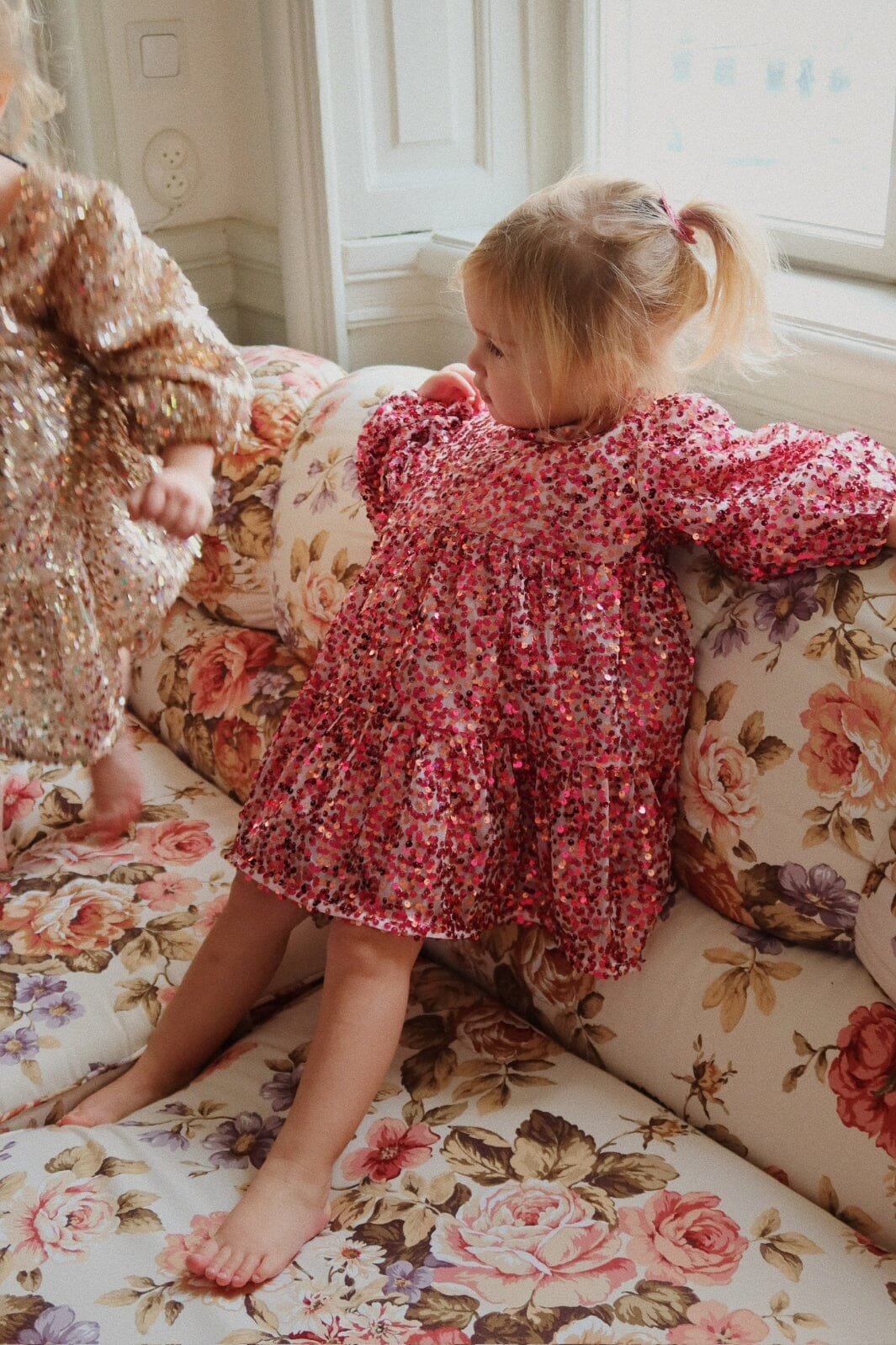 Konges Sløjd - Lila Sequins Bow Dress Ks103858 - Sparkling Sangria