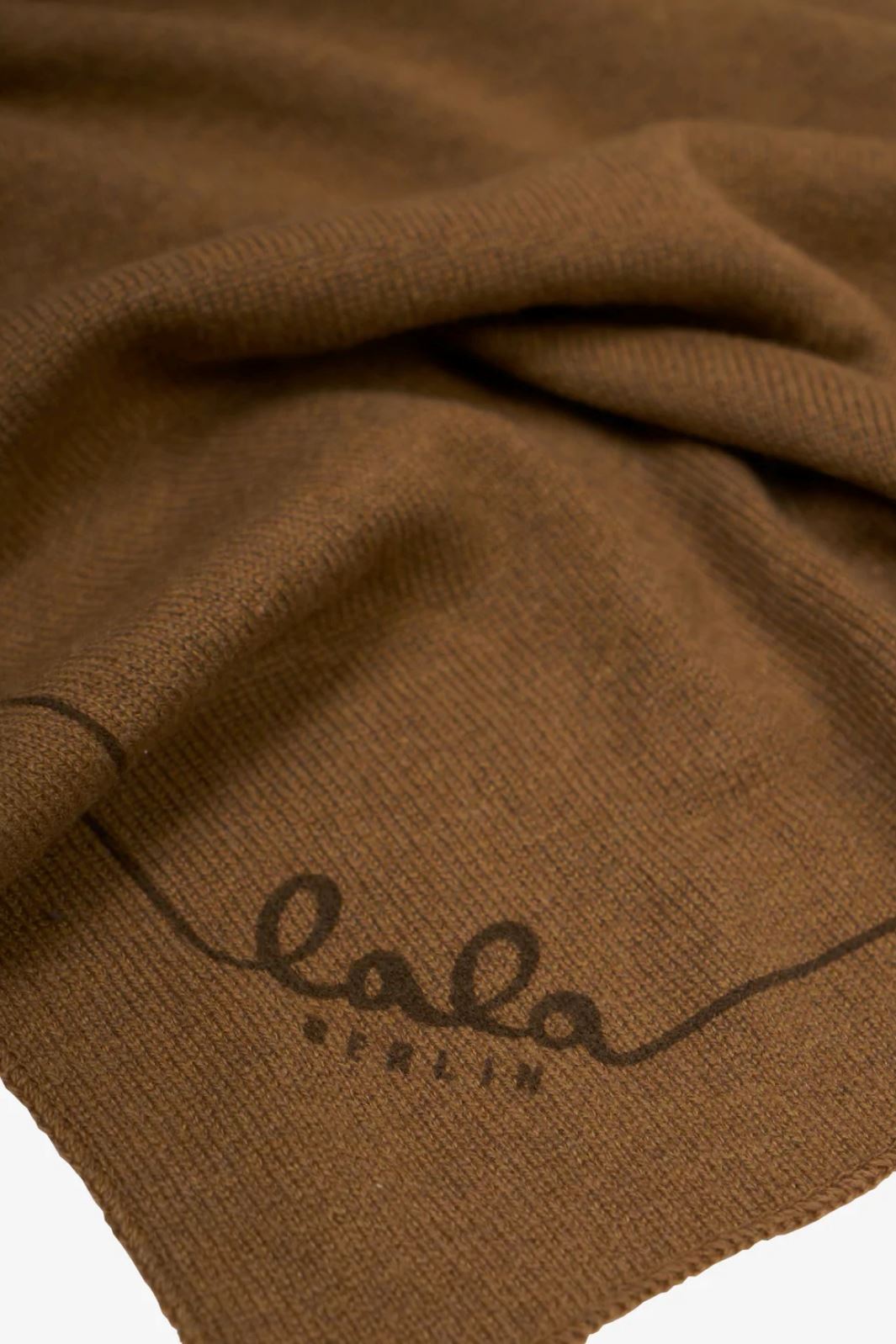 Lala Berlin - Triangle Solid M - mocca Tørklæder