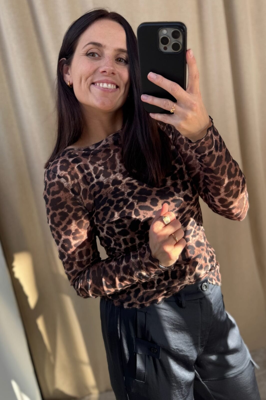 Love & Divine - Love1199-1 18415 - 845 - Leo Toppe