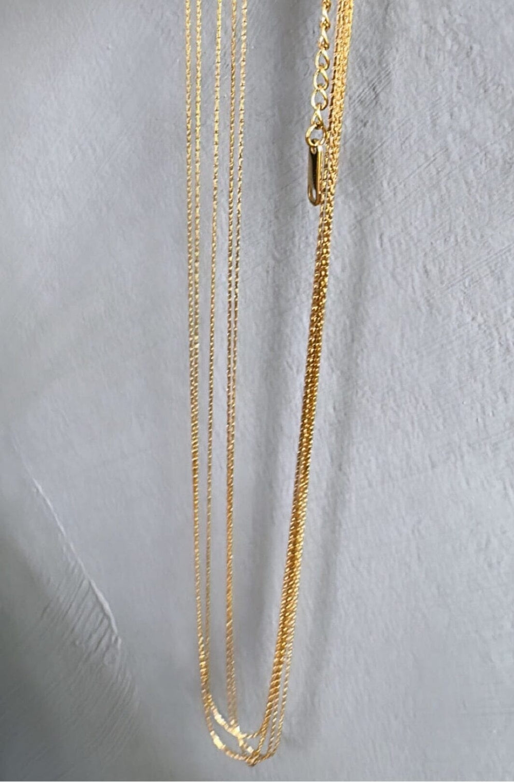 Mellow Moon - Necklace on Necklace - Forgyldt Halskæder