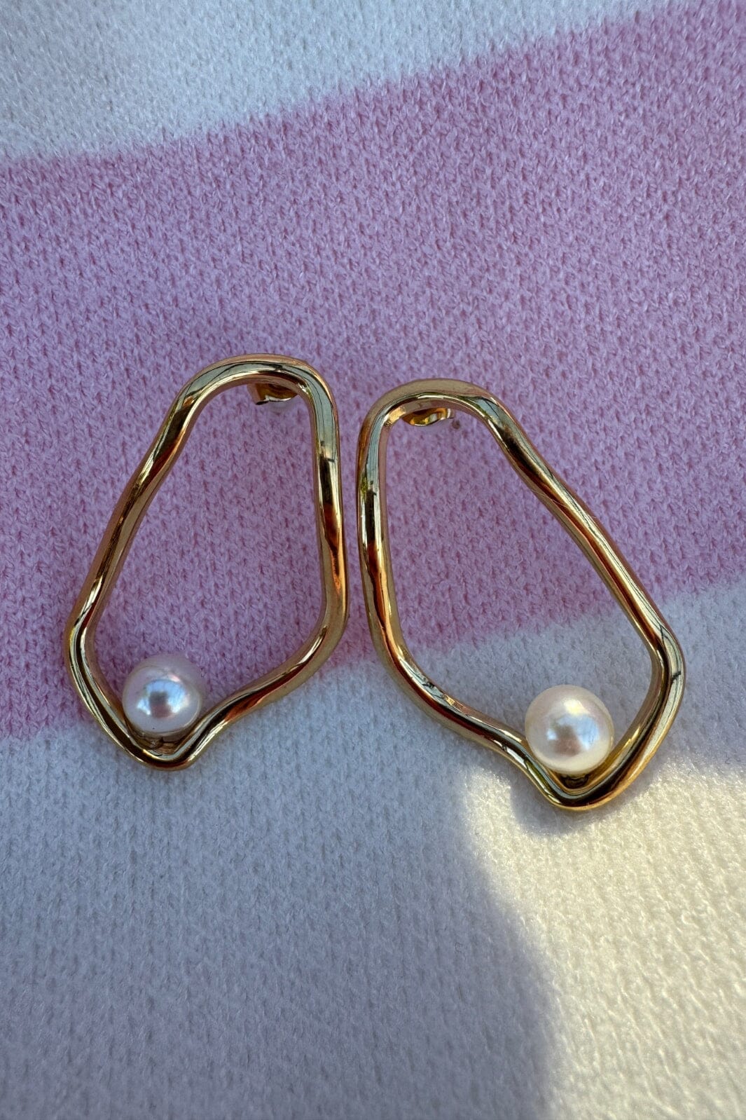 Mellow Moon - Pearl Earring E0991678 - Forgyldt Øreringe