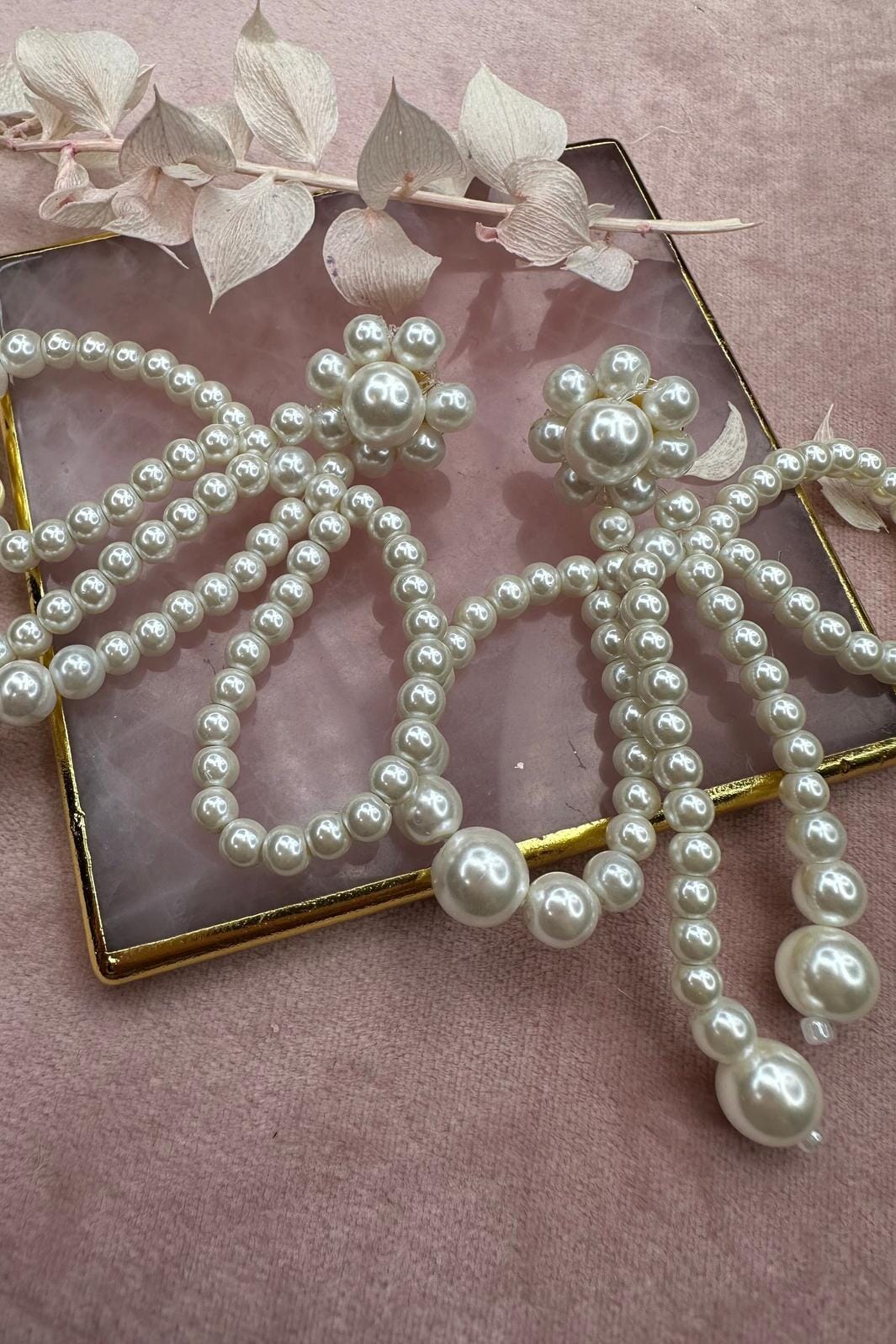 Mellow Moon - Sløjfe Ørering Med Perler Øreringe