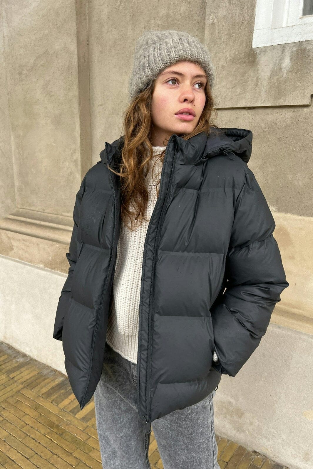 Neo Noir - Fox C Puffer Jacket - Antracit Jakker