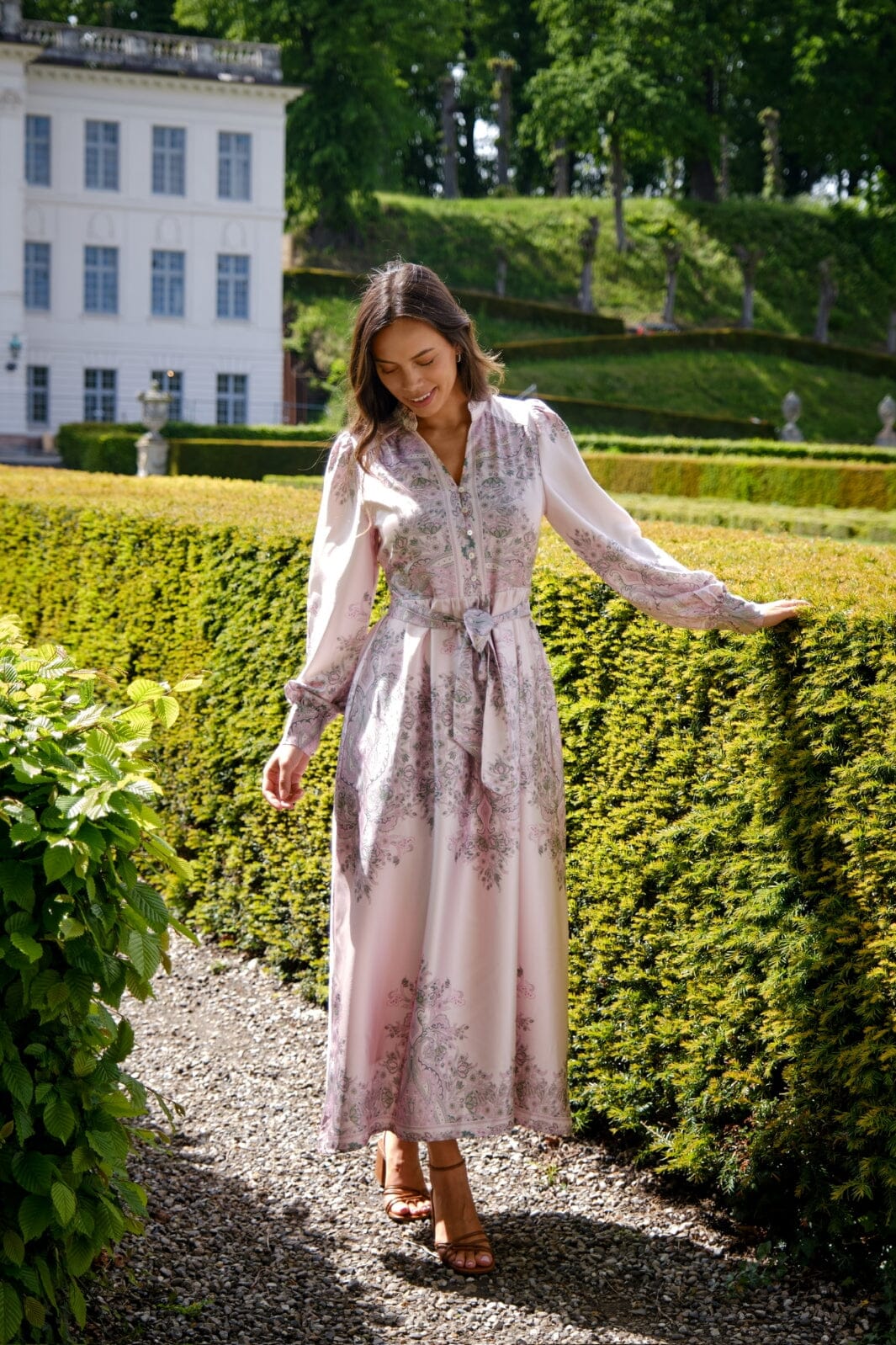 Neo Noir - Nova Paisley Border Dress 160958 - 165 - Rose Kjoler