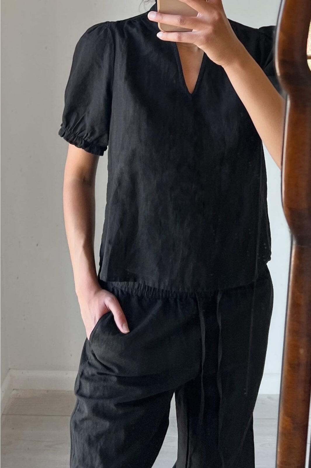 Neo Noir - Odesa Linen Blouse - Black Bluser