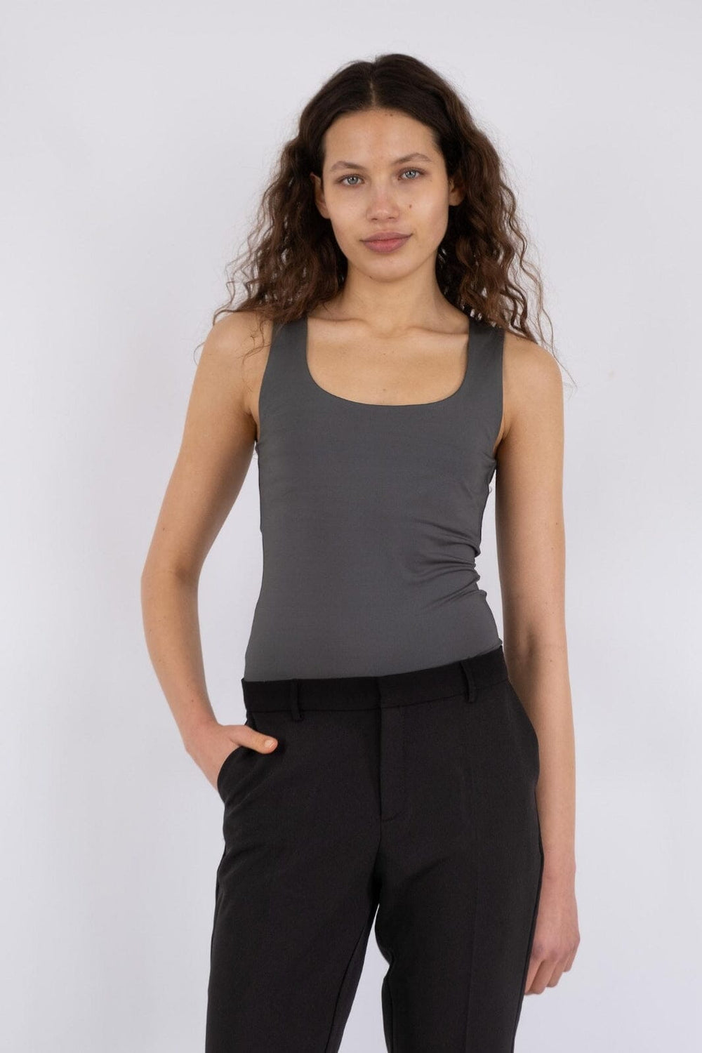 Neo Noir - Sophia Jersey Top - Antracit Toppe