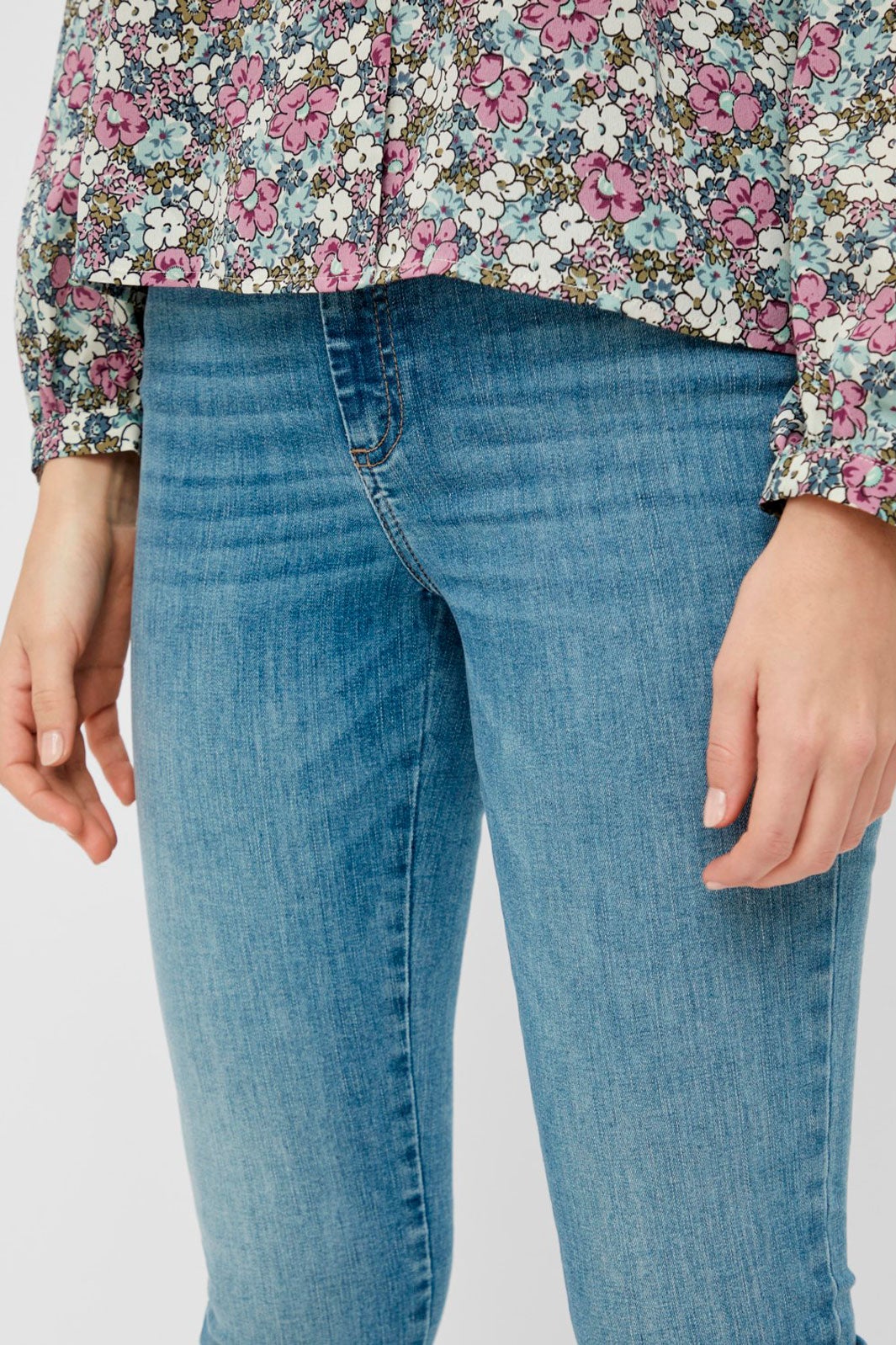 PIECES - Delly Skn MW Jeans Noos - Light Blue Denim Jeans