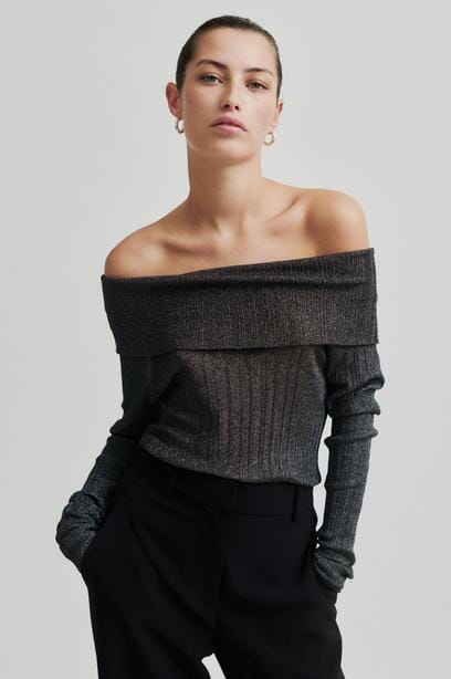 Second Female - Ellis Knit Off Shoulder 59115 - Black Strikbluser