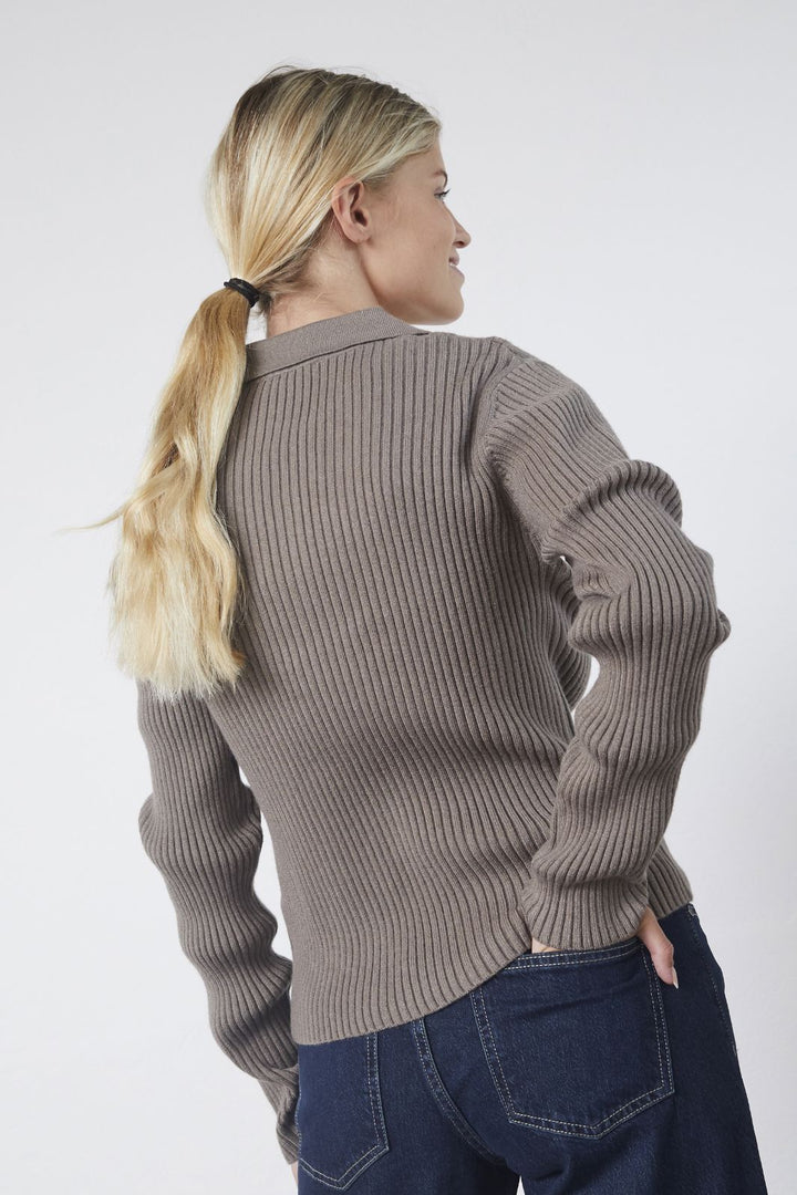 Sisters Point - Hilea-Pu 18955 - 225 - Earth