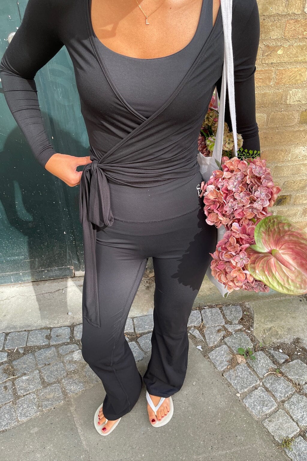 Sisters Point - Lay-Wrap 19282 - 000 - Black Toppe