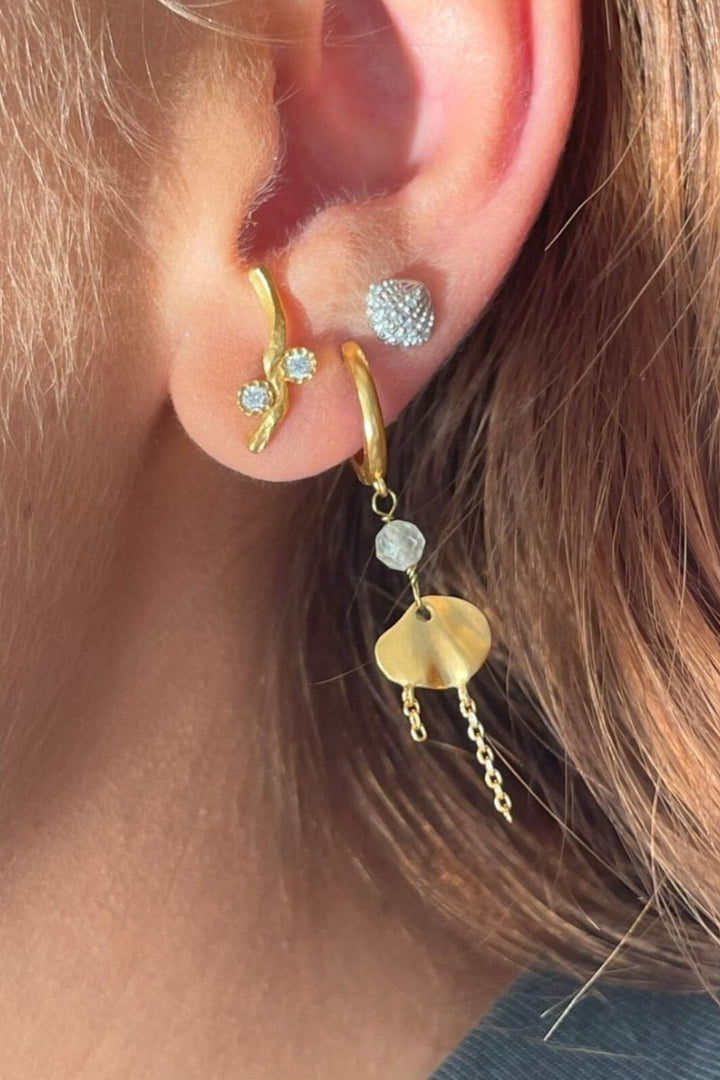 Stine A - Huggie With Clear Sea And Chains - 1316-02-S Øreringe