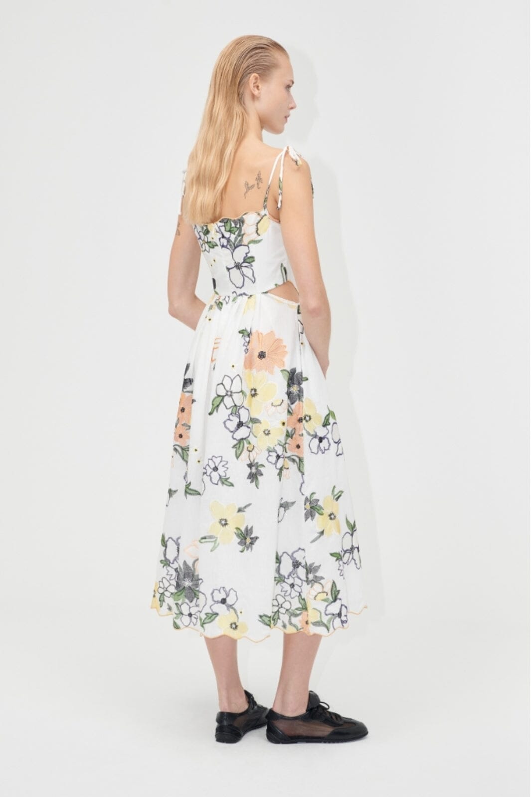 Stine Goya - 2133 Tencel, Scalloped Cut Out Dresssg-pf25-d139-2133 - Wild Flowers Embroidery