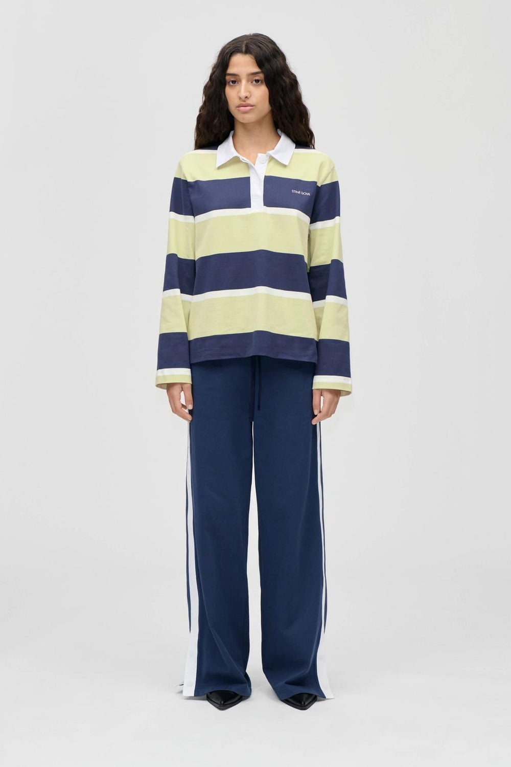 Stine Goya - 2457 Heavy Dry Jersey / Cotton, Polo Long Sleeve Topsg-ps26-t120-2457 - Yellow And Navy Blue Stripes Toppe
