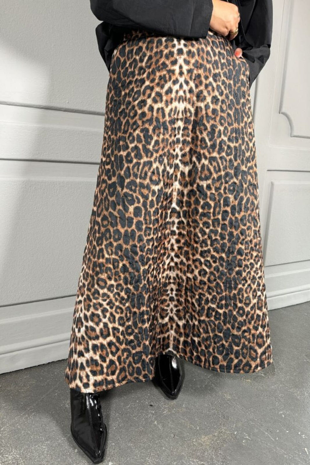 Stories From The Atelier By Copenhagen Shoes - Move Me Skirt Lep - 2060 Leo Nederdele